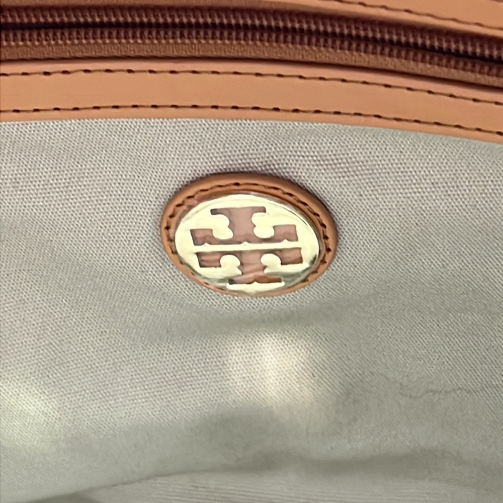 TORY BURCH LEATHER AND CANVAS TOTE BAG IN EUC - Picture 14 of 15